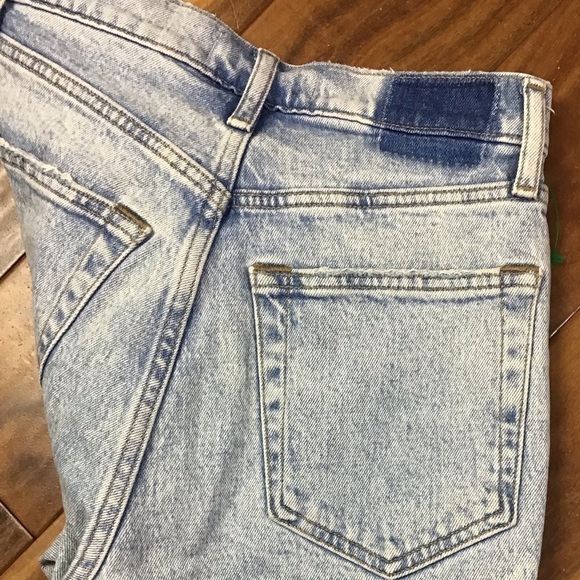 AF Curve Love High Rise 90s Straight Jean Light Criss-Cross Button waist Size 27 - Picture 12 of 15